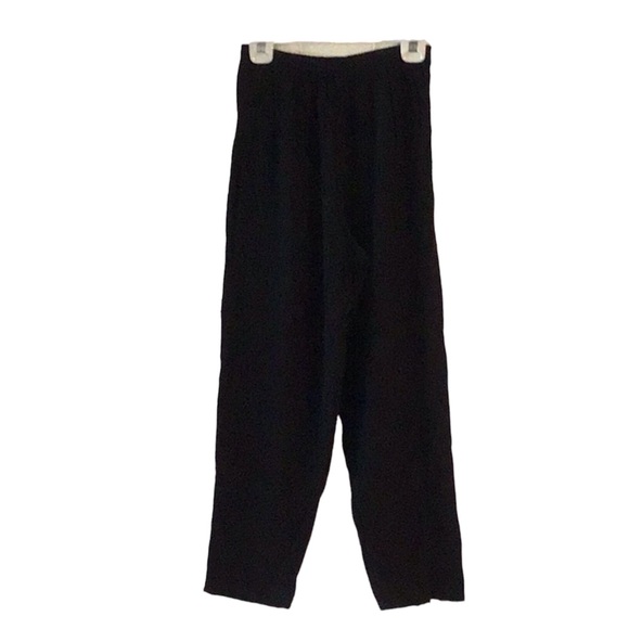 Women’s Pants Set. Size 12P. Navy pants tan & navy top w/ shoulder pads. - Picture 3 of 5